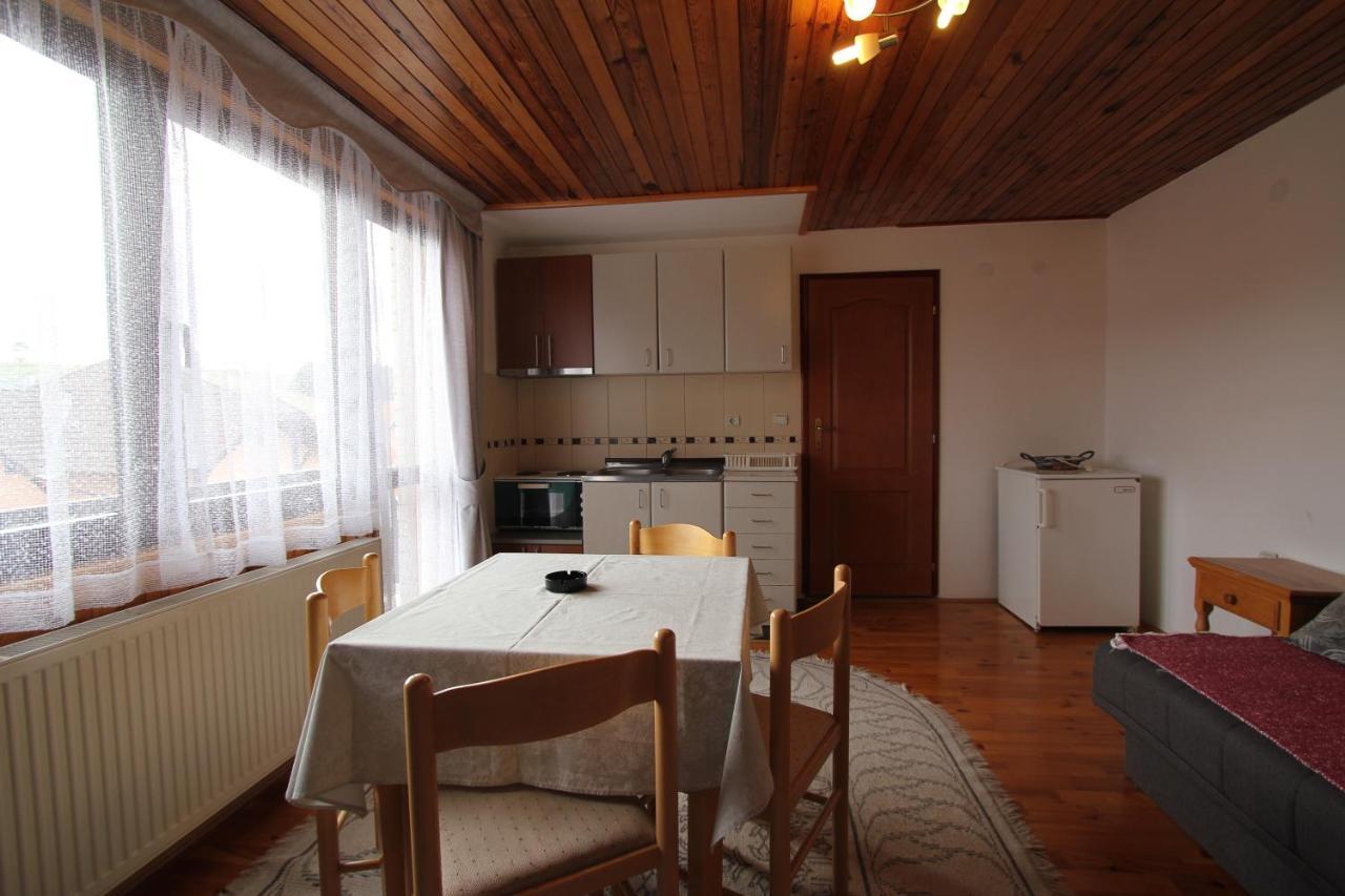 זלאטיבור Apartmani Visnja מראה חיצוני תמונה